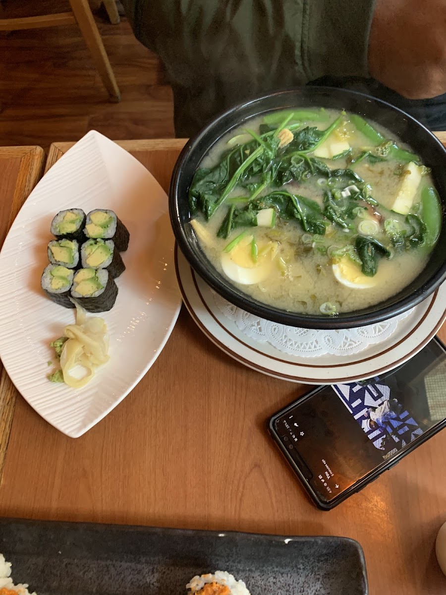 Sushi Yu 2 - Photo 4