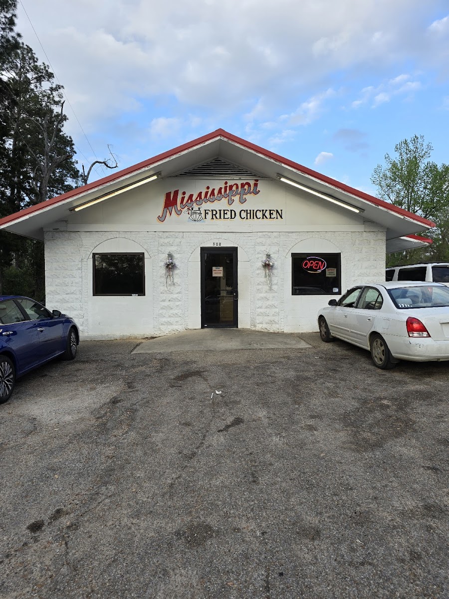 Mississippi Fried Chicken and Bar-B-Que