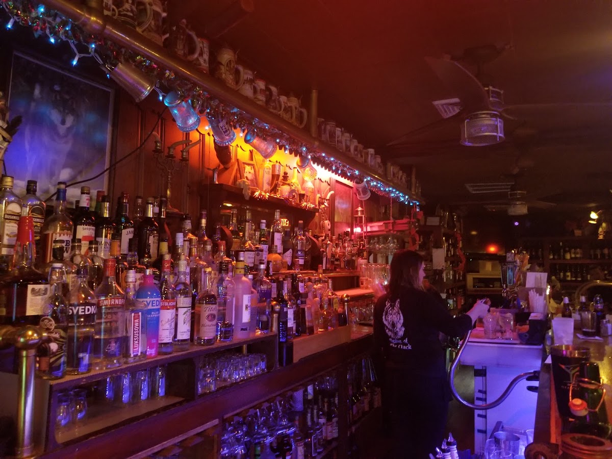 Red Wolfe Inn
