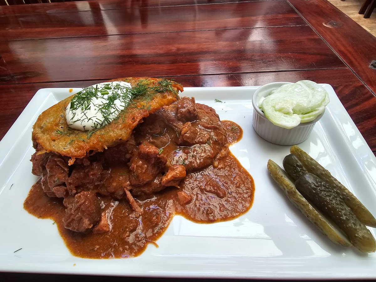Shire Restaurant - Photo 3