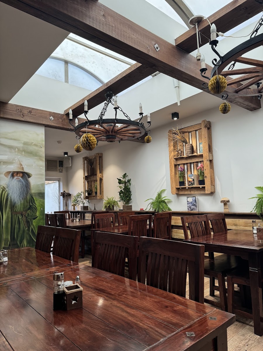 Shire Restaurant - Photo 6