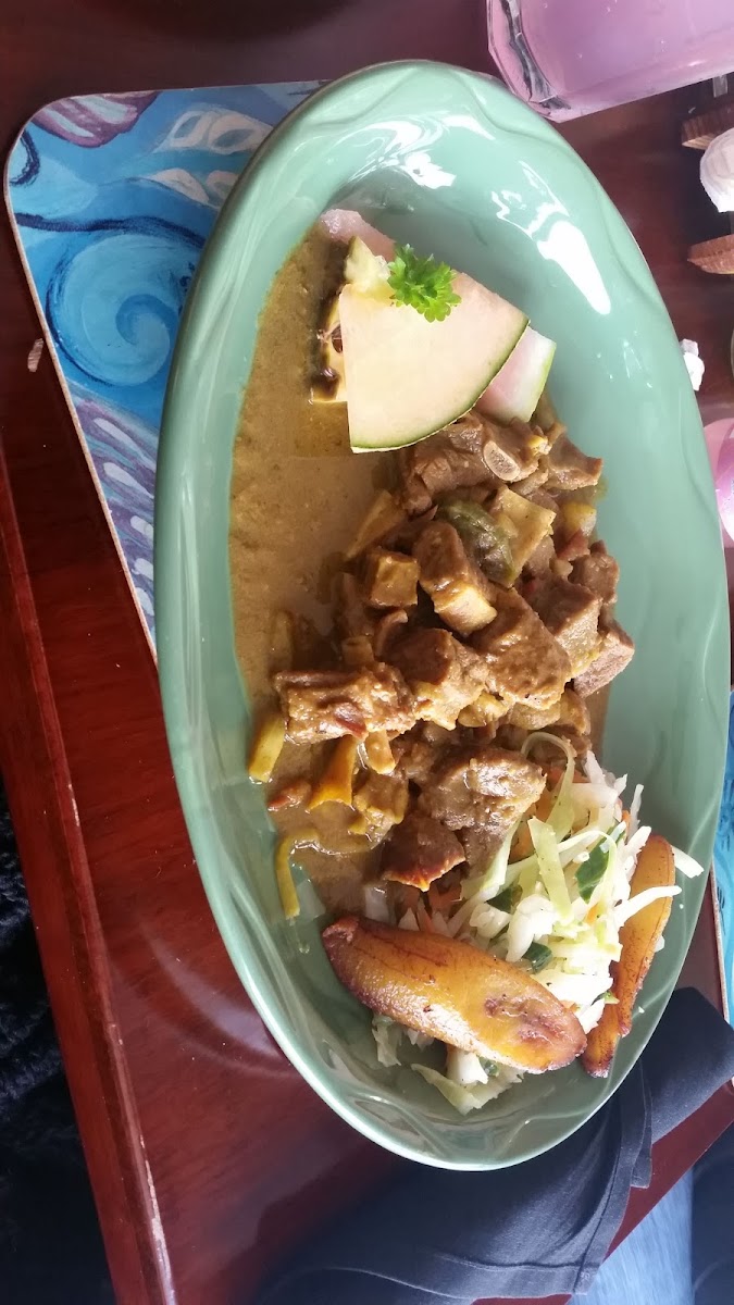 Ionie’s Caribbean Kitchen - Photo 4