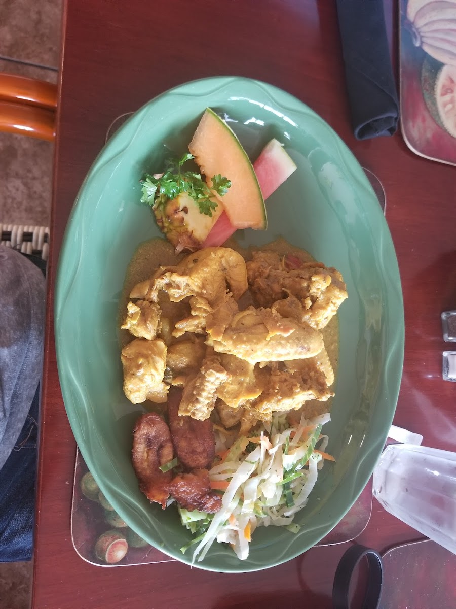Ionie’s Caribbean Kitchen - Photo 6