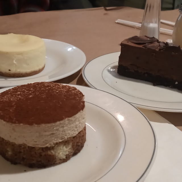 Cheesecake Tiramisu Chocolate Cheesecake