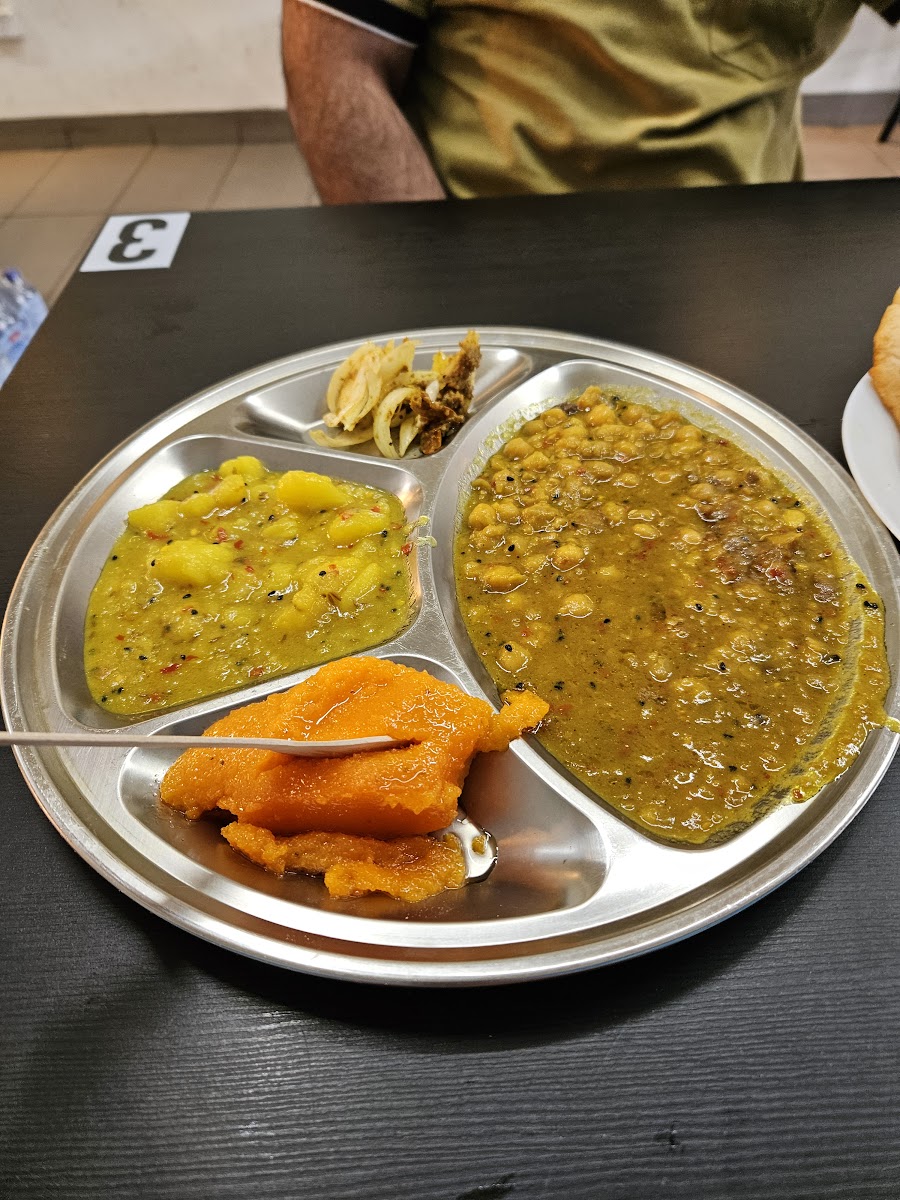 Al Rahman Biryani Restaurant - Photo 6