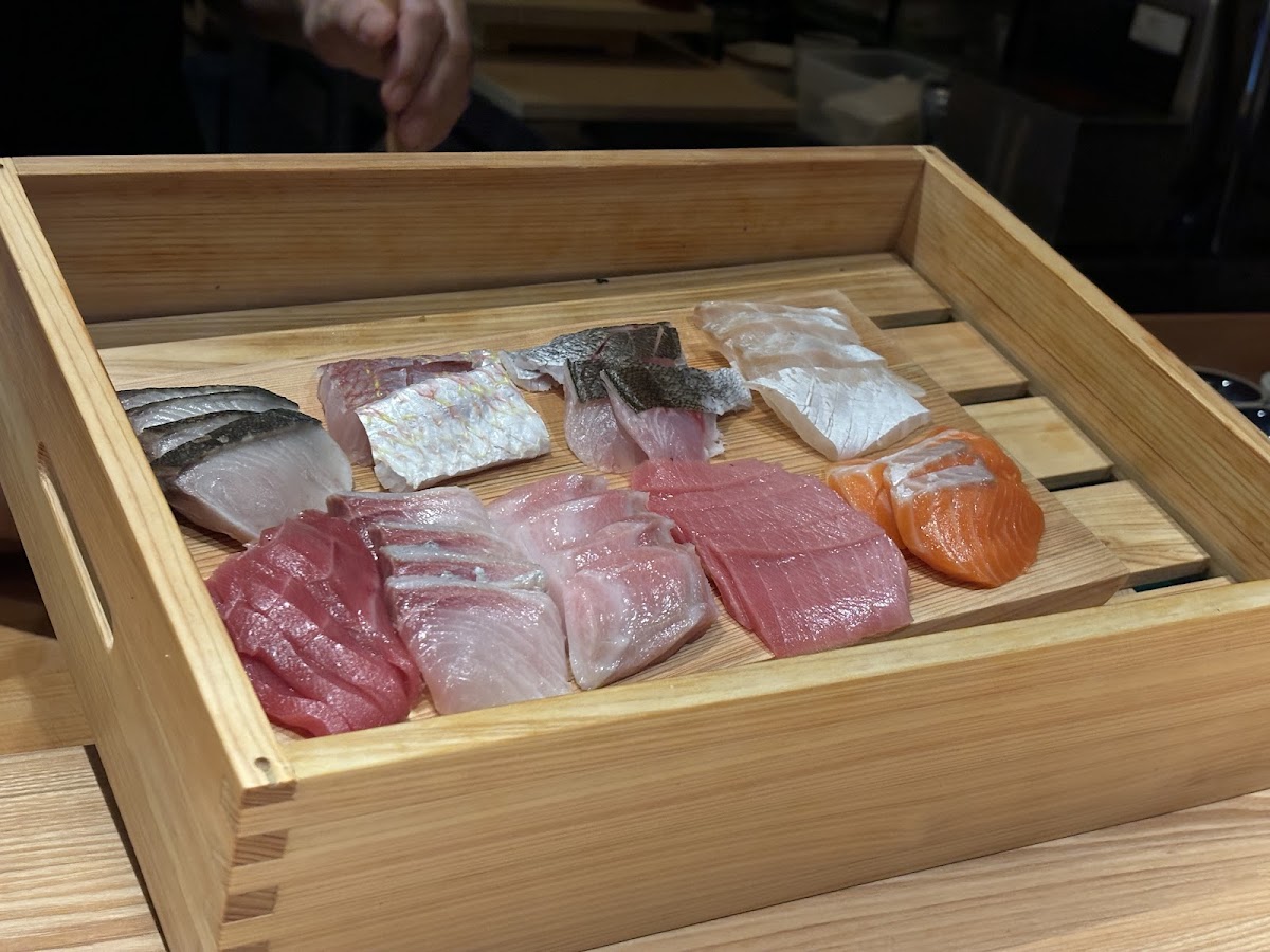Rakki Sushi & Omakase - Photo 2