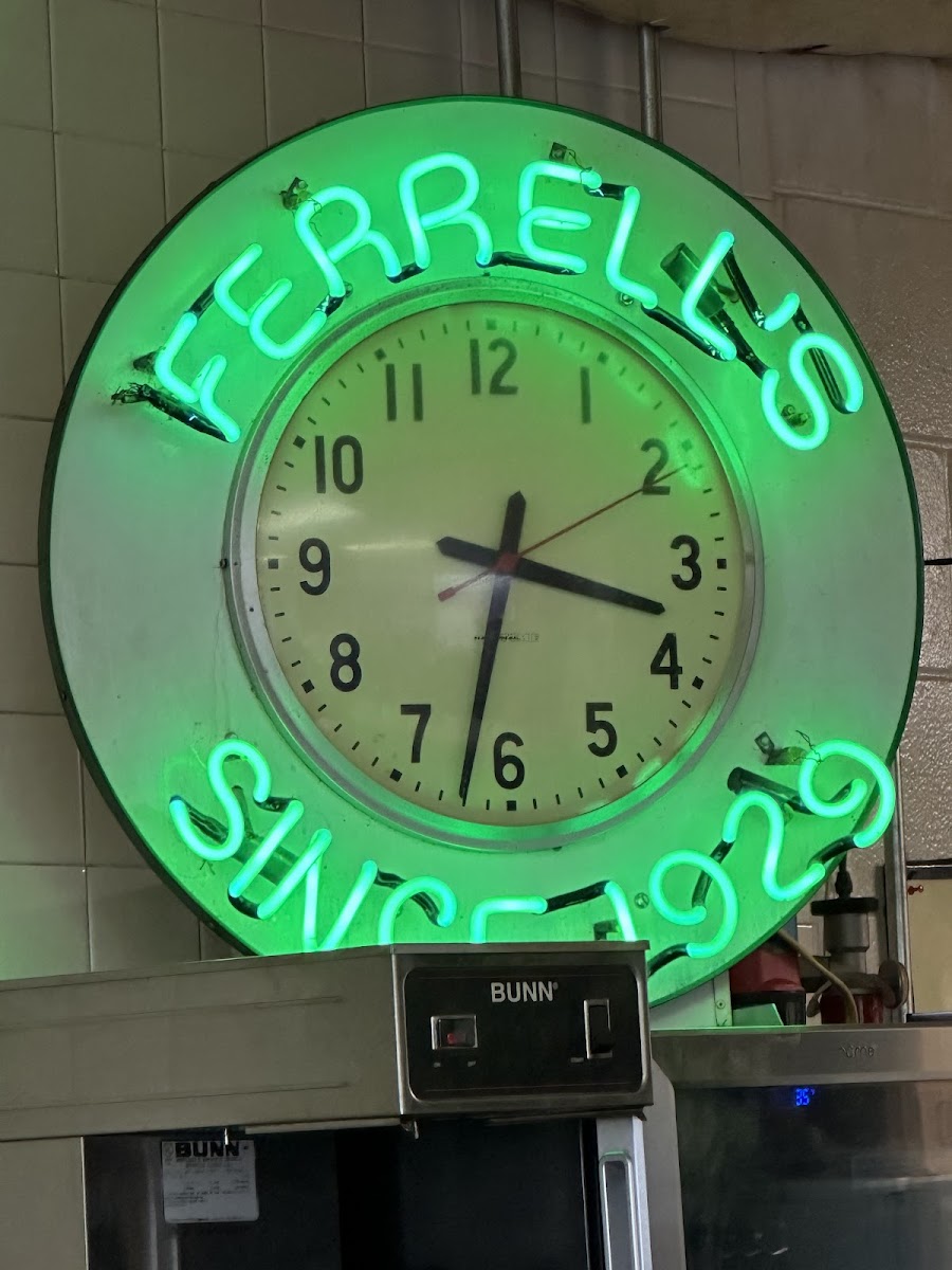 Ferrell's Snappy Service - Cadiz - Photo 2