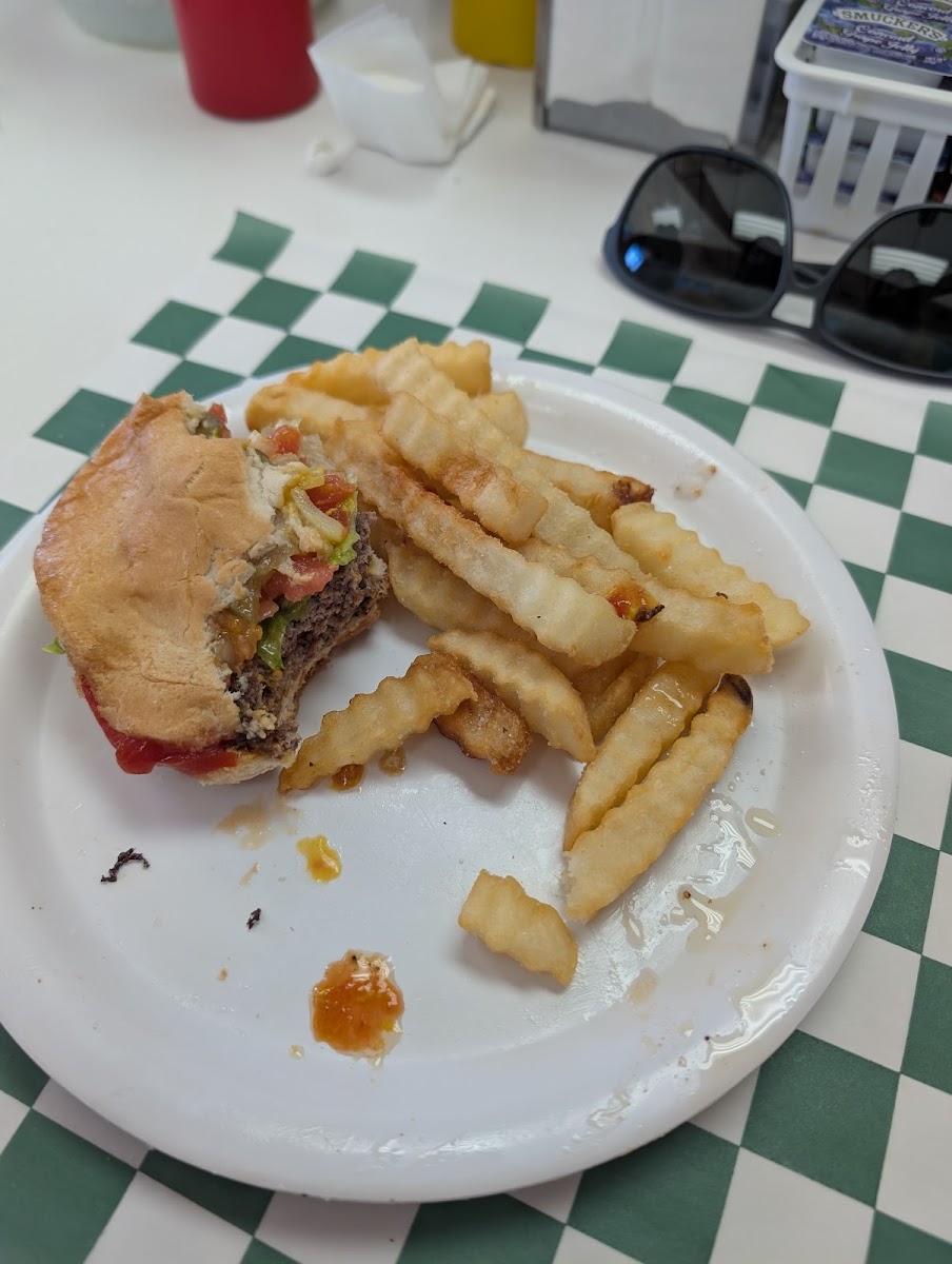Ferrell's Snappy Service - Cadiz - Photo 4