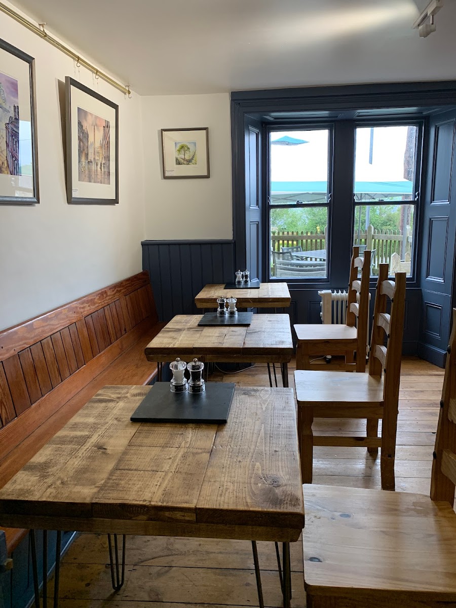 The Hearth Cafe - Photo 8