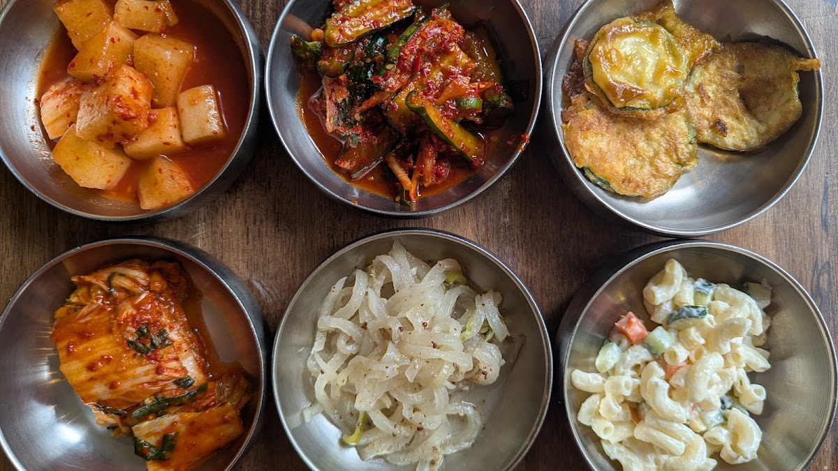Goheung Restaurant - Photo 1