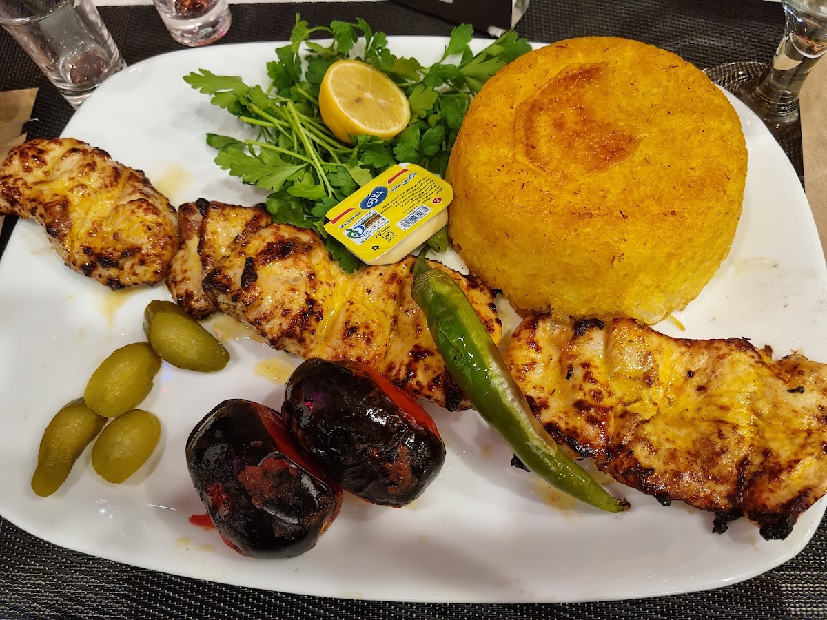 Apple Restaurant - Photo 2