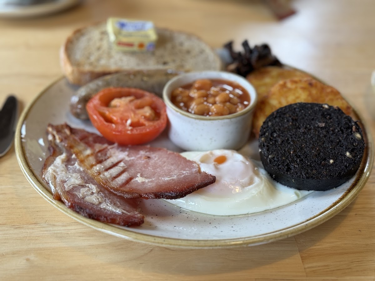 The Boathouse Cafe - Photo 1