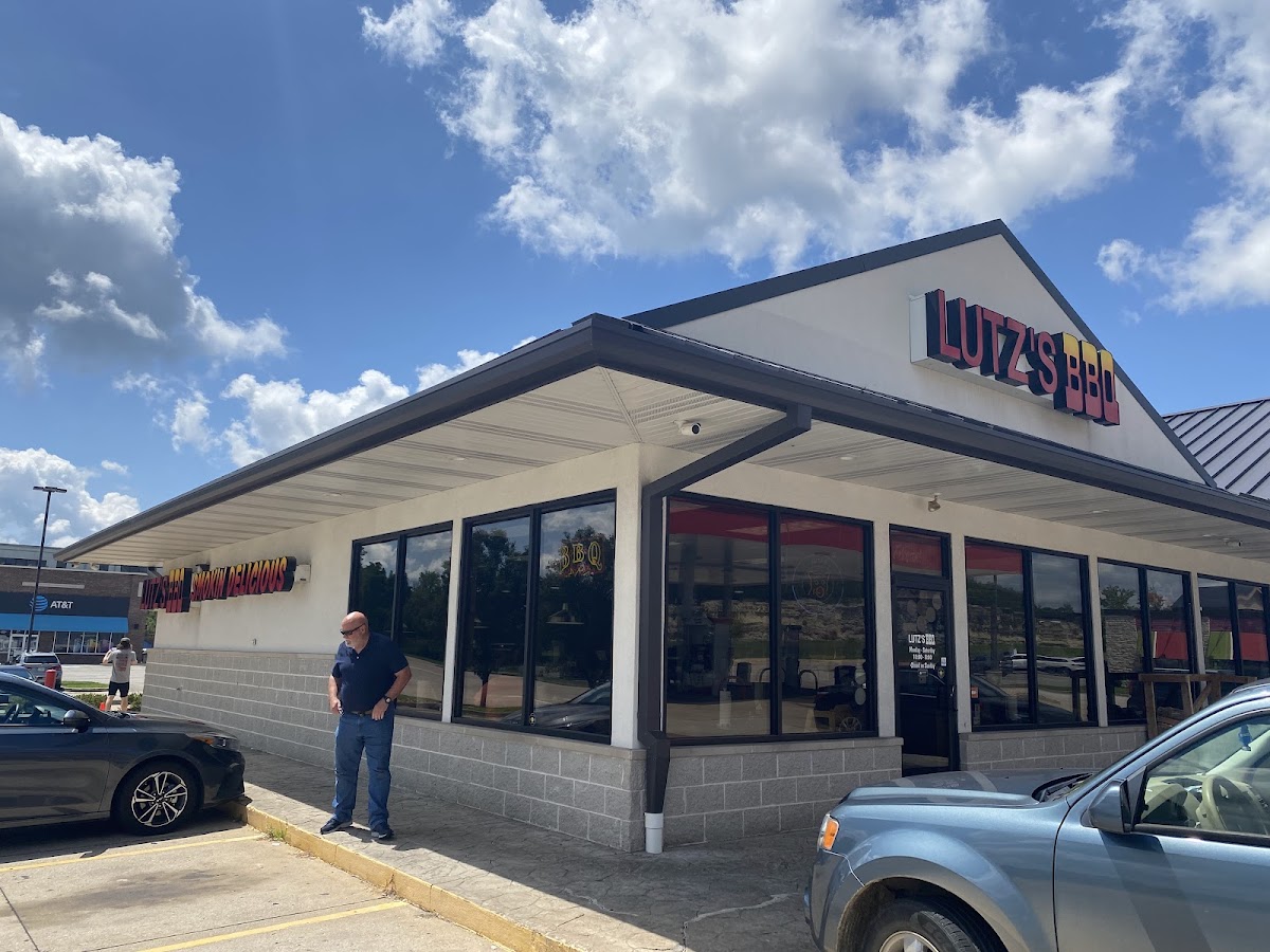 Lutz's BBQ