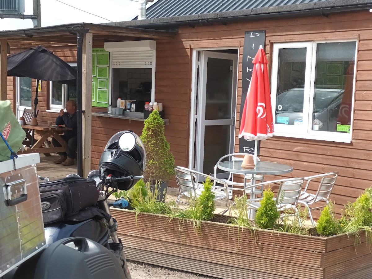 Dinky Diner - Photo 4