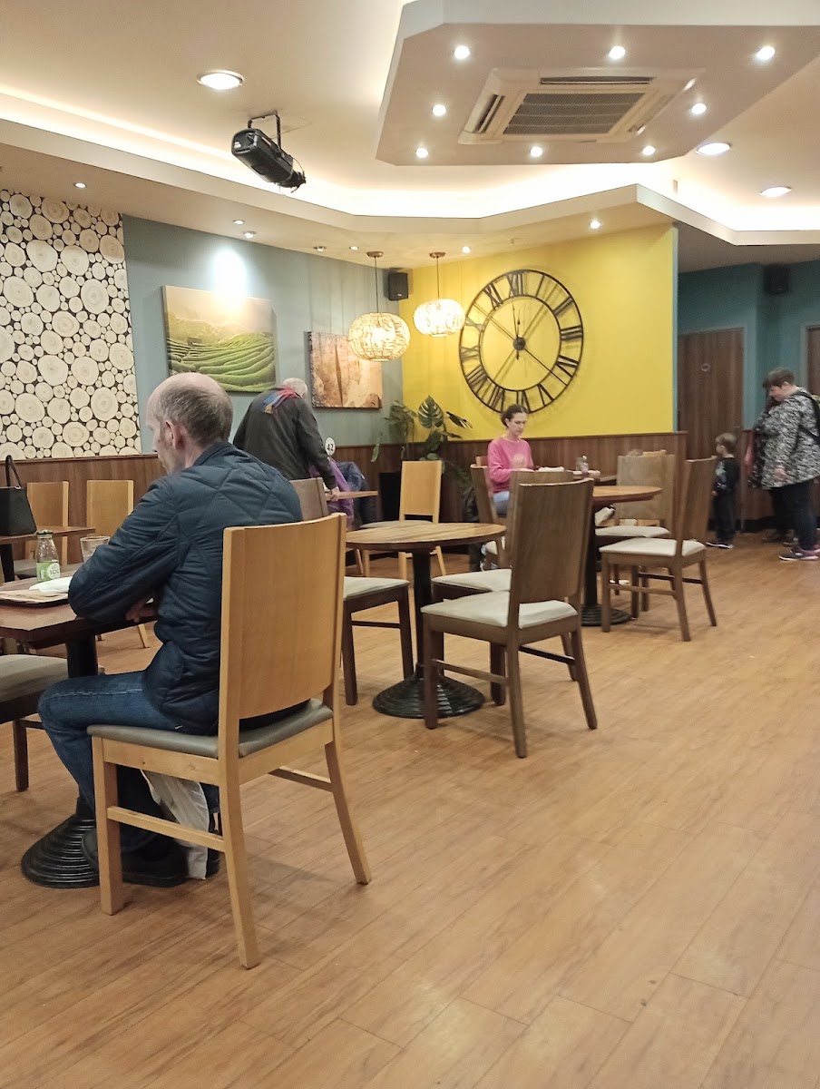 Boswells Cafe & Take Away - Photo 2
