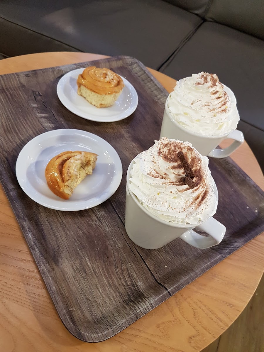 Boswells Cafe & Take Away - Photo 6