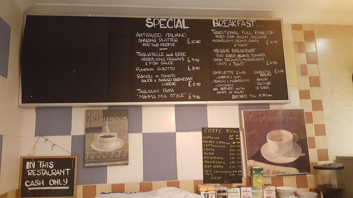 Pizzeria Mamma Mia - Photo 4