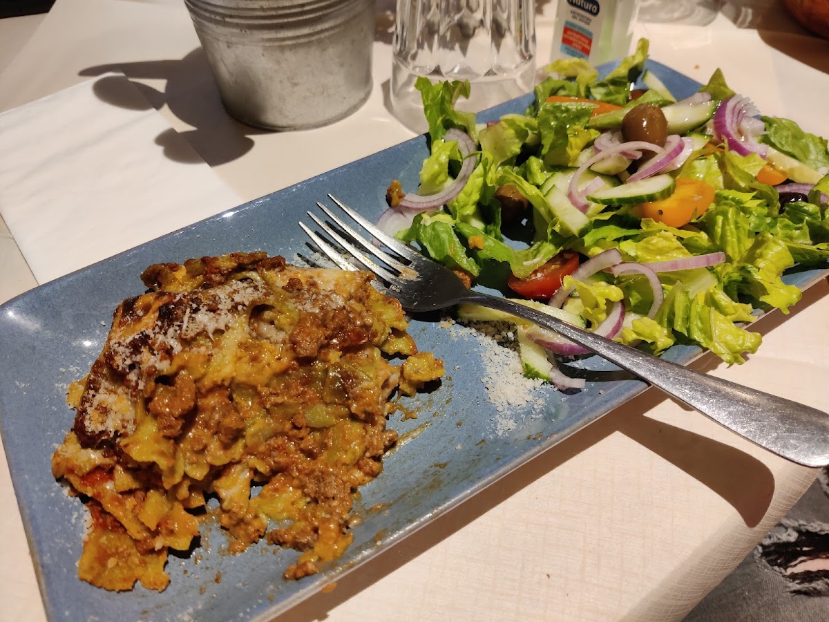 Pizzeria Mamma Mia - Photo 6
