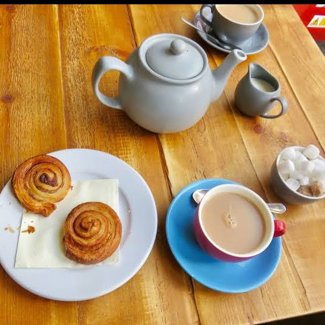 Teas and Danish Pastries