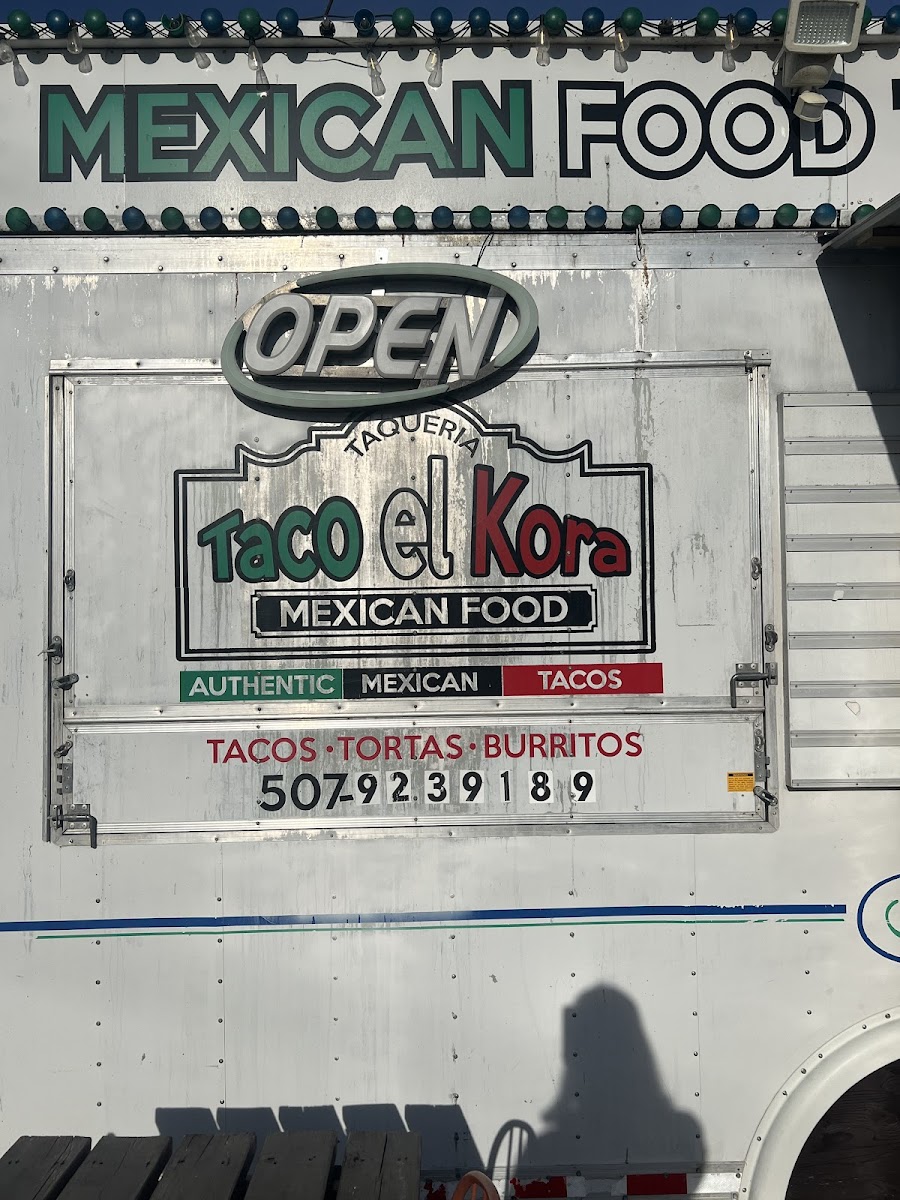 Taqueria El Kora - Photo 4