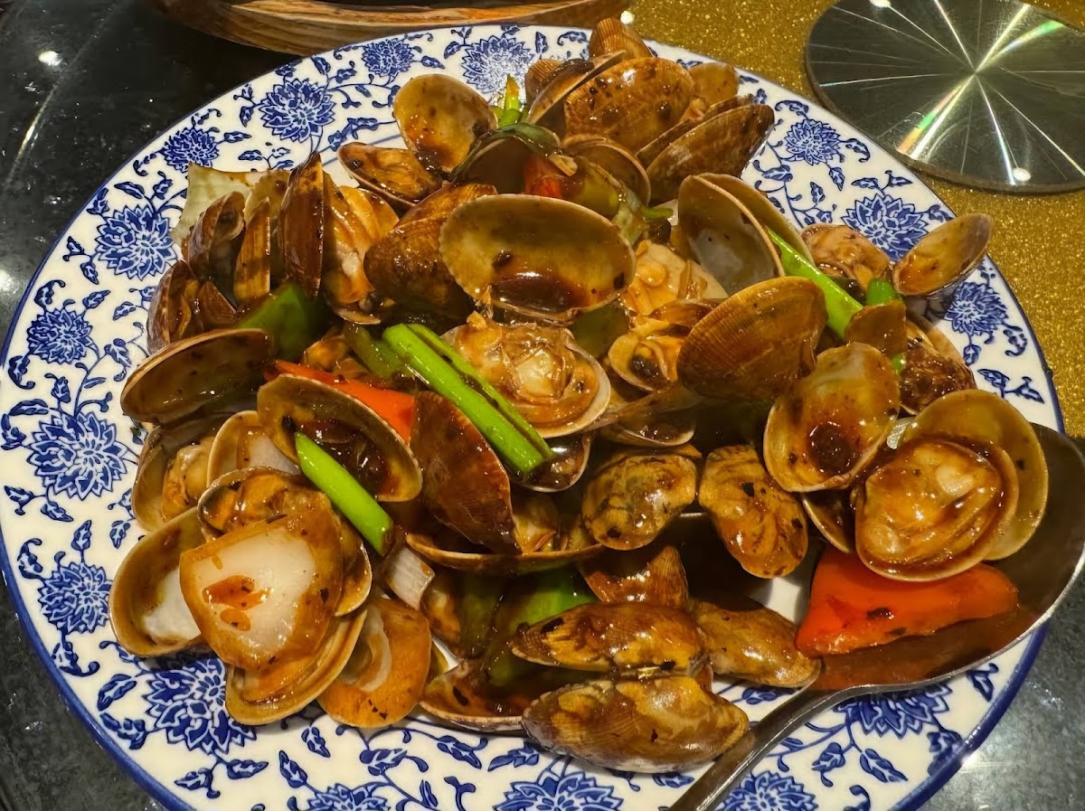 Wang Ji Restaurant - Photo 2