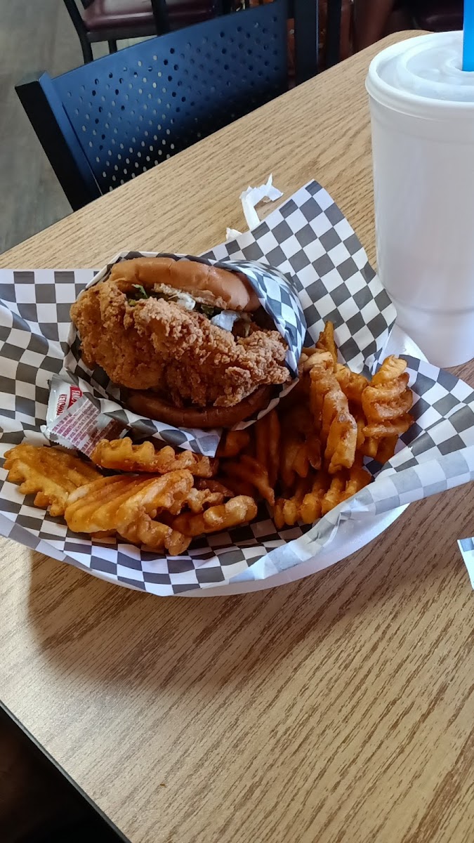 Bulldog Cafe - Photo 3