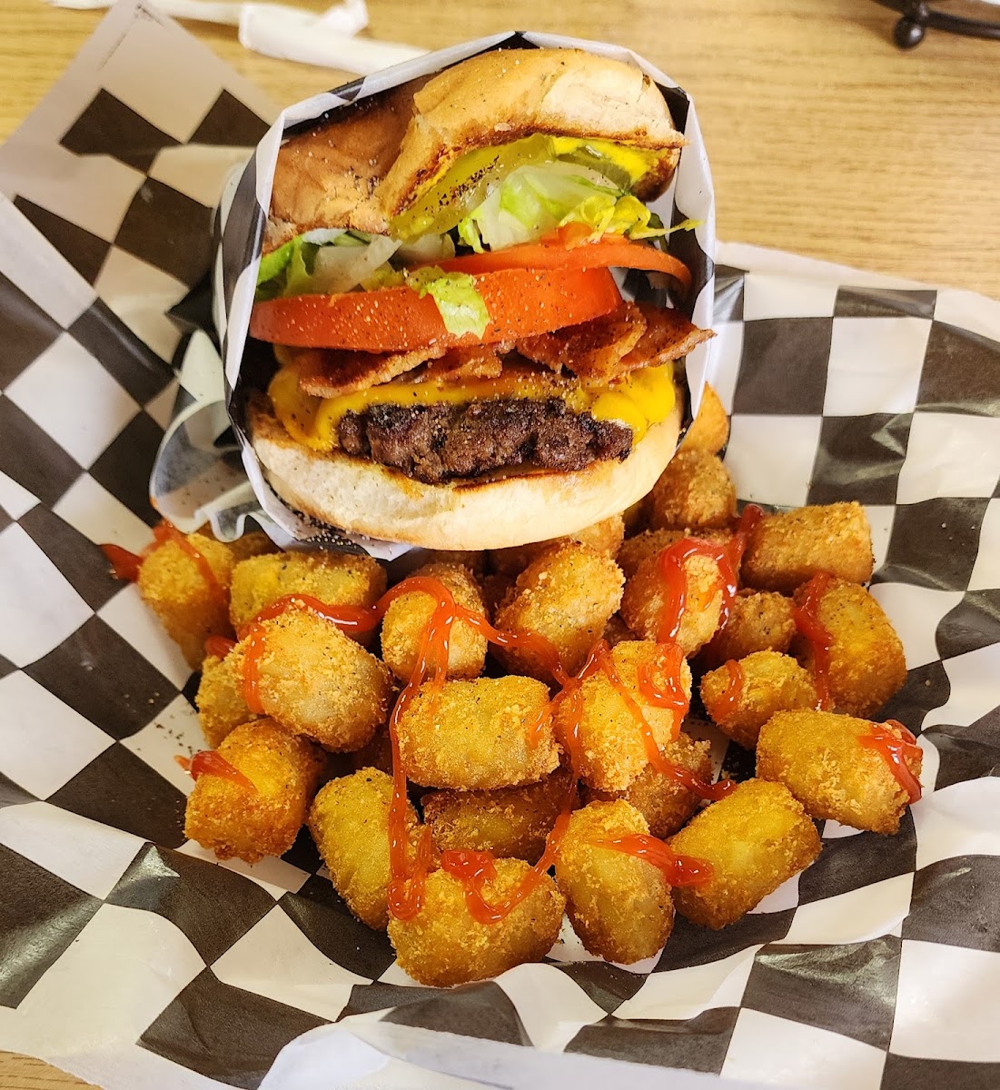 Bulldog Cafe - Photo 5