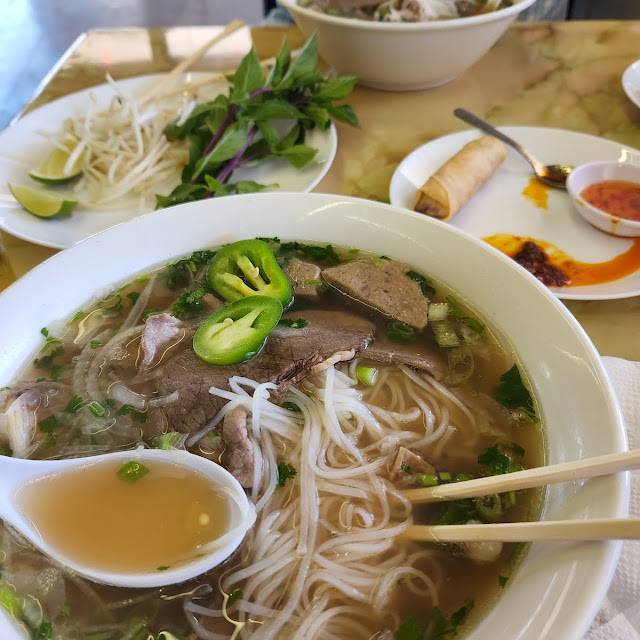 Phở Tải