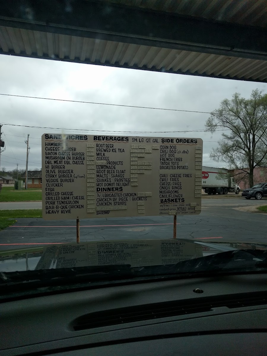 Corky's Drive-In Restaurant - Photo 6