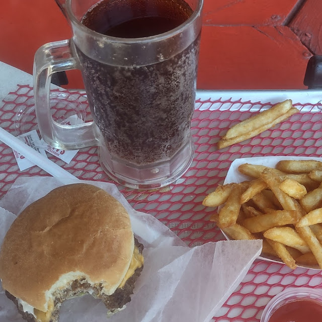 Cheeseburger Deluxe