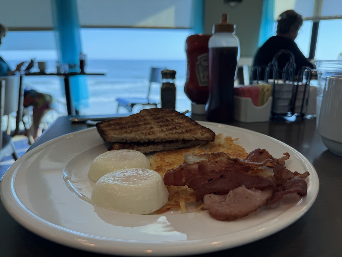 Seascape Restaurant - Photo 4