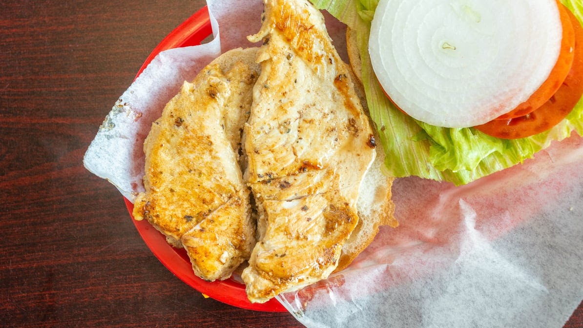 Bell's Philly Grill - Photo 9