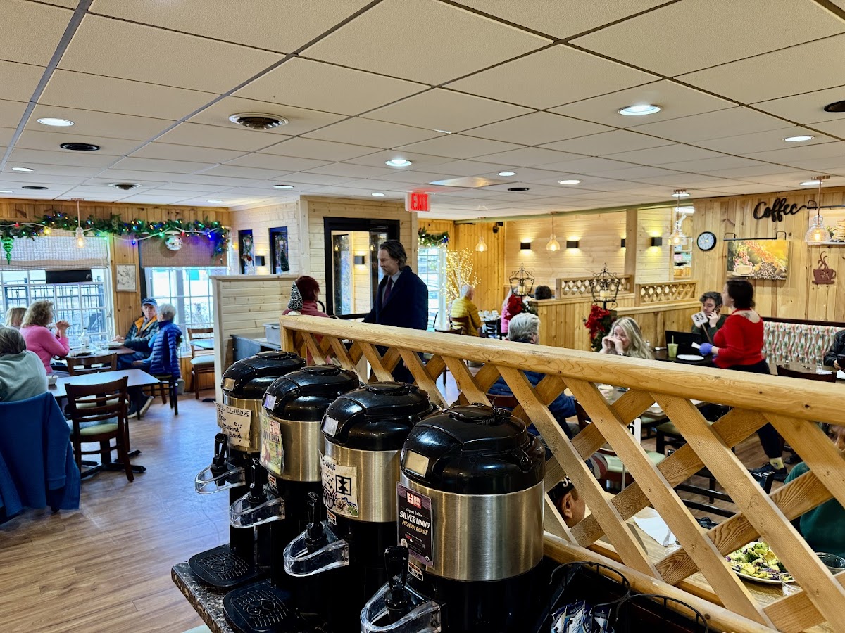 Everybody's Cafe