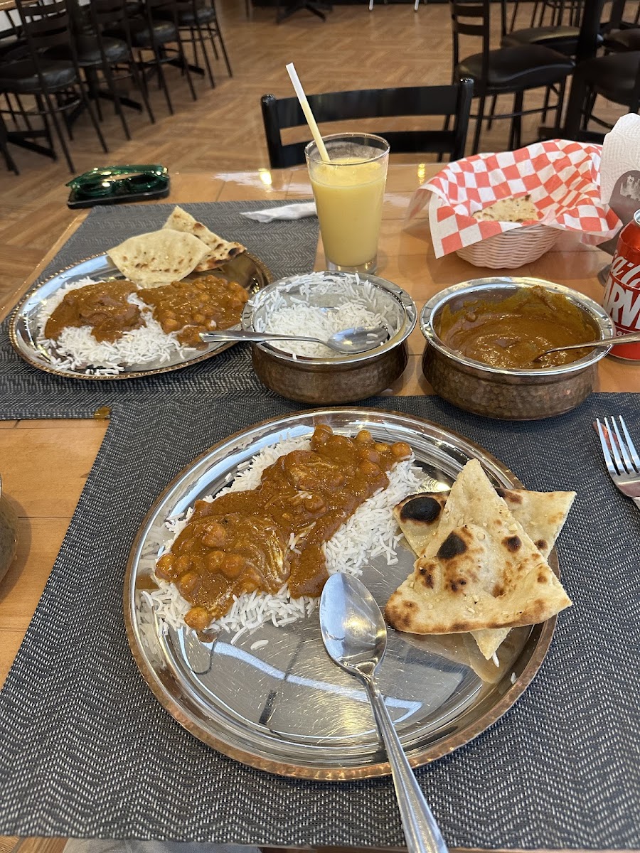 Everest Curry House - Photo 3