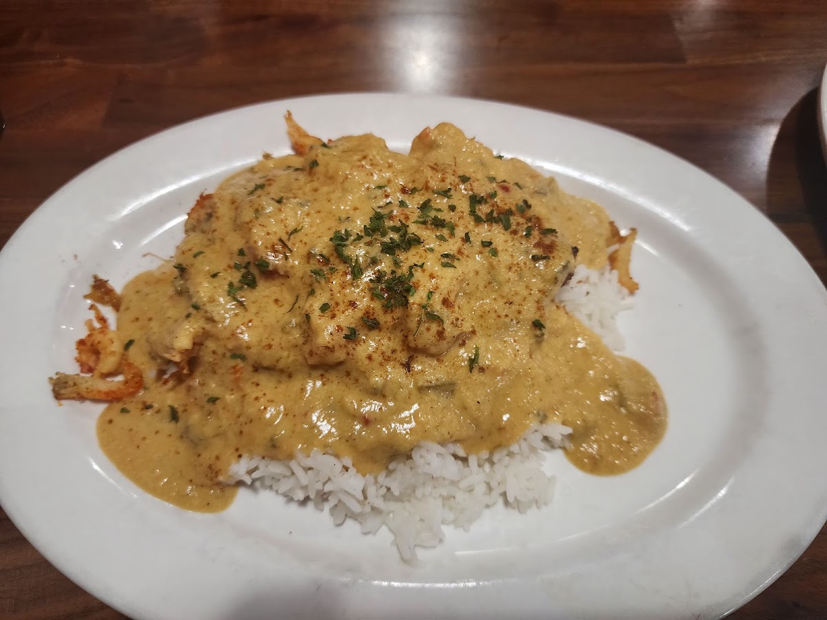 Dilly's Seafood & Burgers - Photo 1
