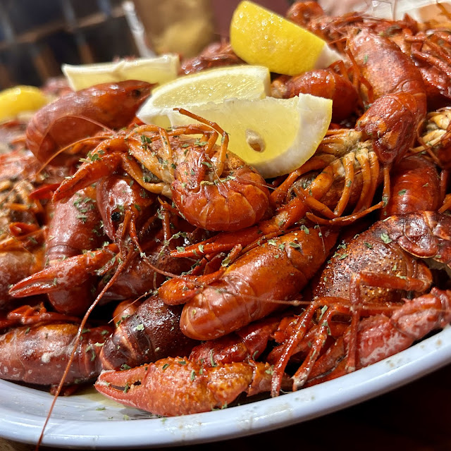 Apound Crawfish
