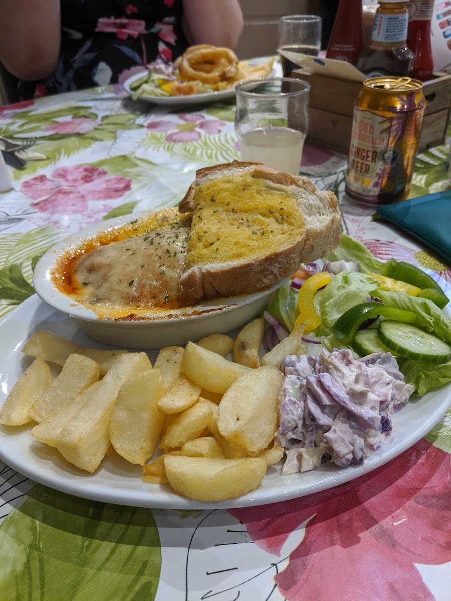 Ivy Farm restaurant - Photo 6