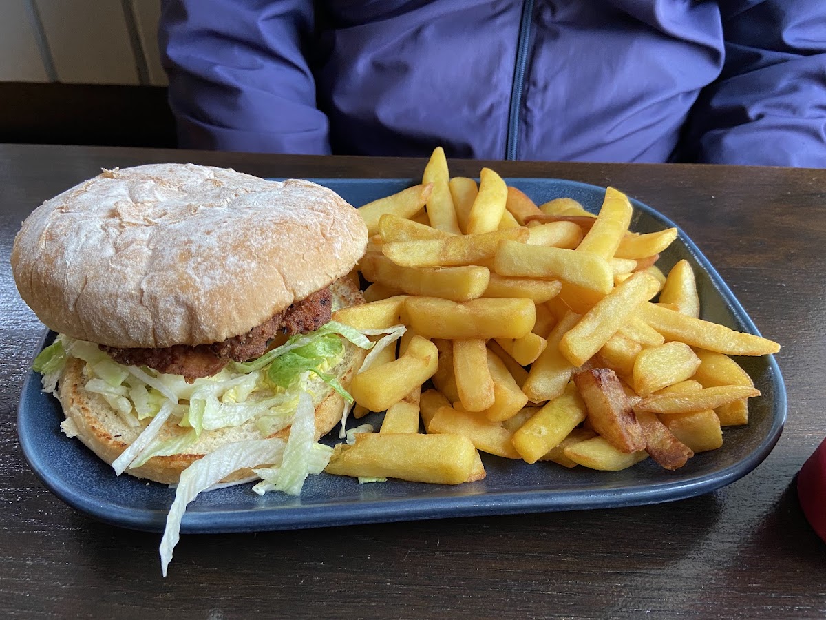 Harbour Lights Cafe - Photo 2