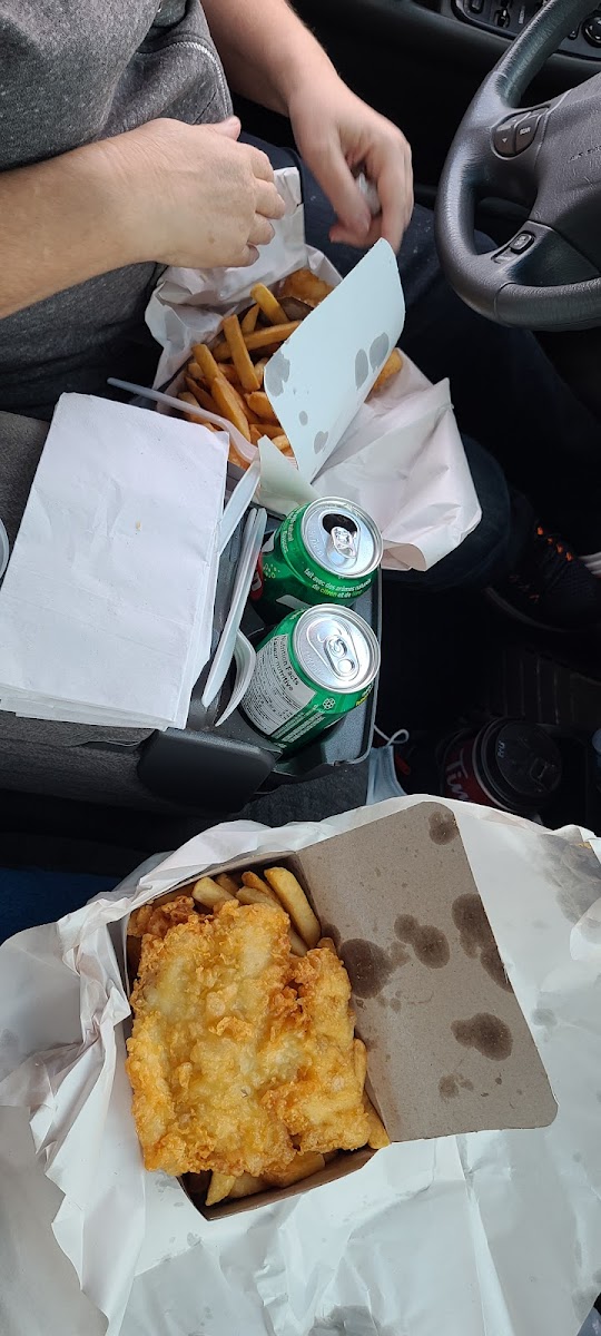 Martingrove Fish and Chips - Photo 8