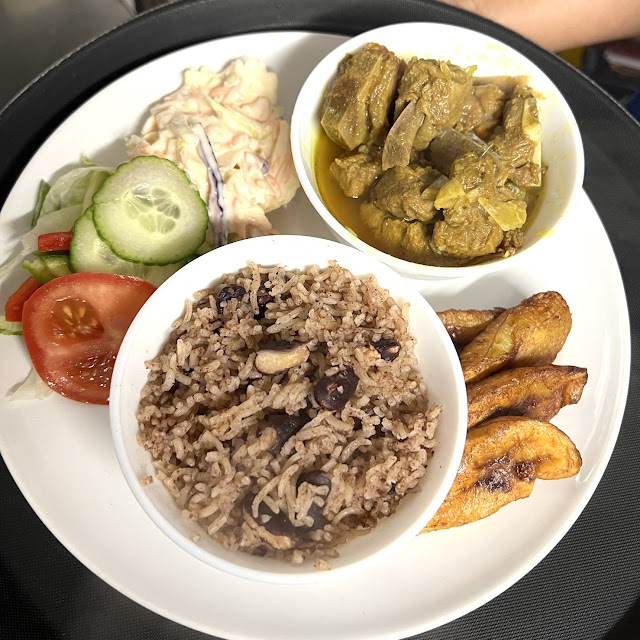 Oxtail with Rice and Peas
