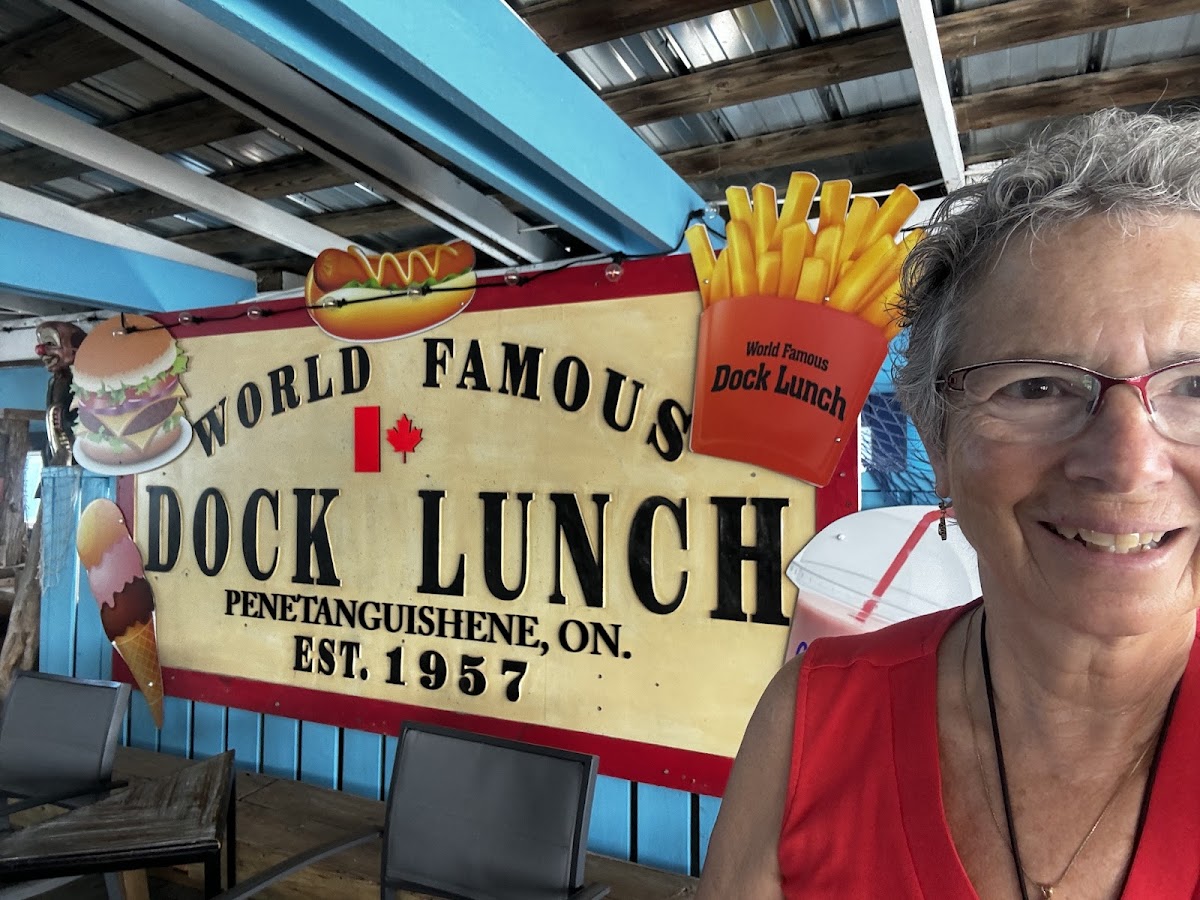 World Famous Dock Lunch - Photo 3