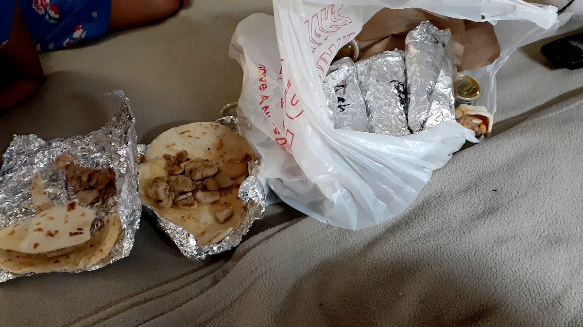 La Cocinita - Photo 2