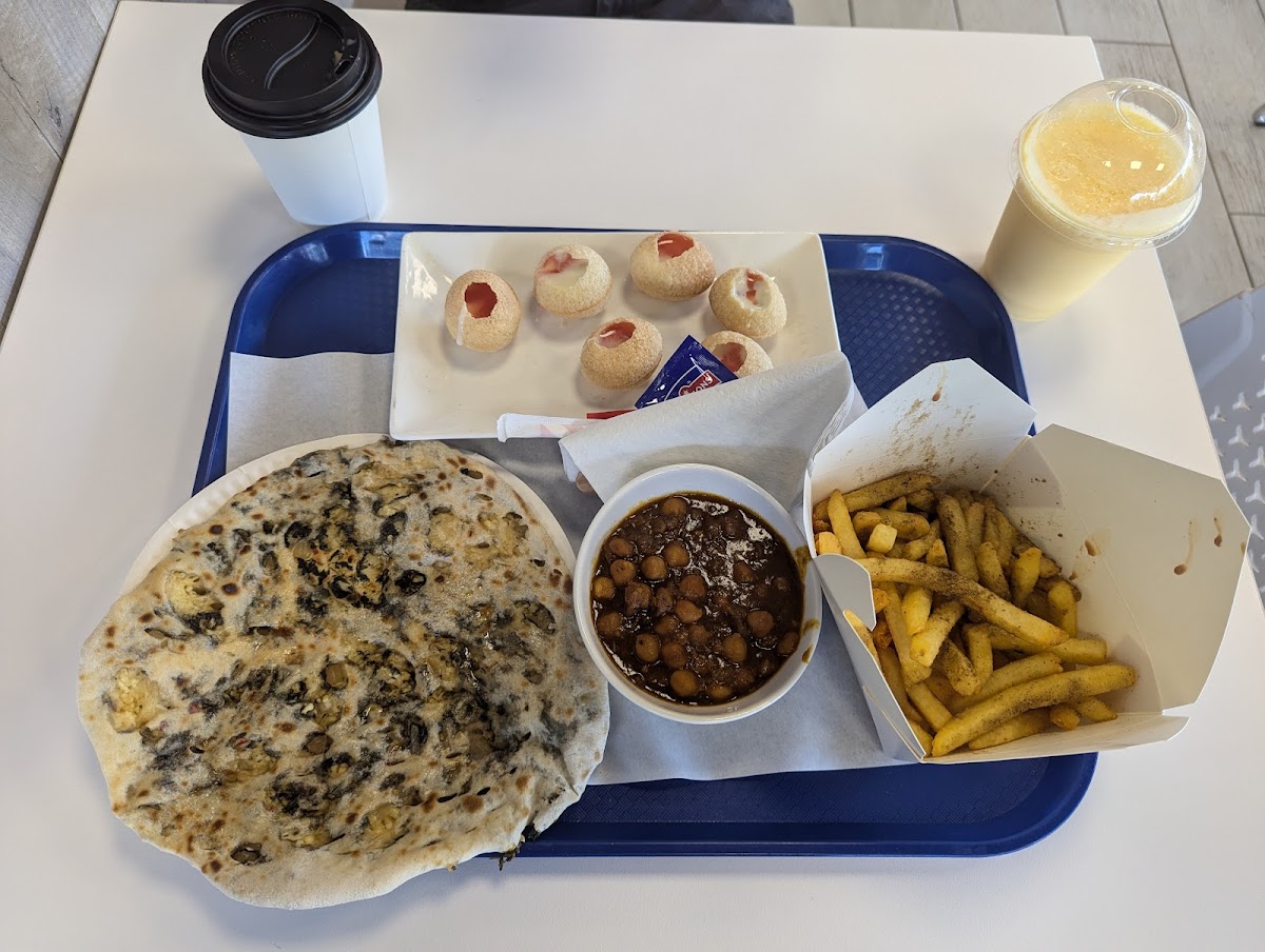 TDC (Tandoori Desi Chai) - Photo 9