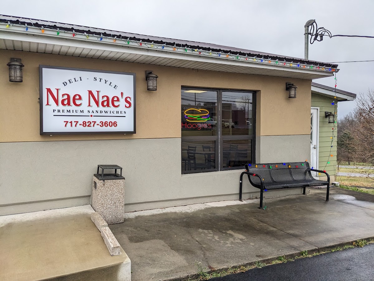 Nae Nae's - Photo 6