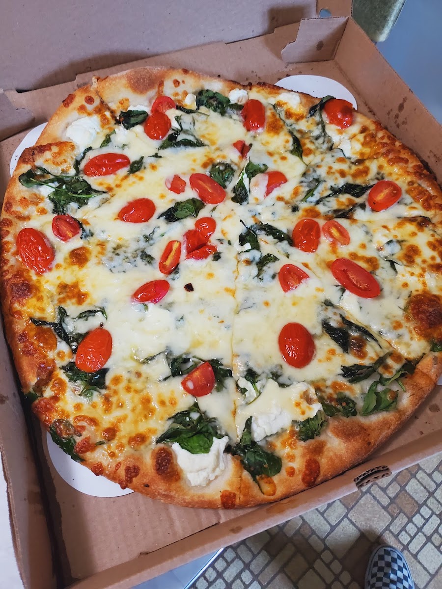 M&Y Brick Oven Pizzeria - Photo 2