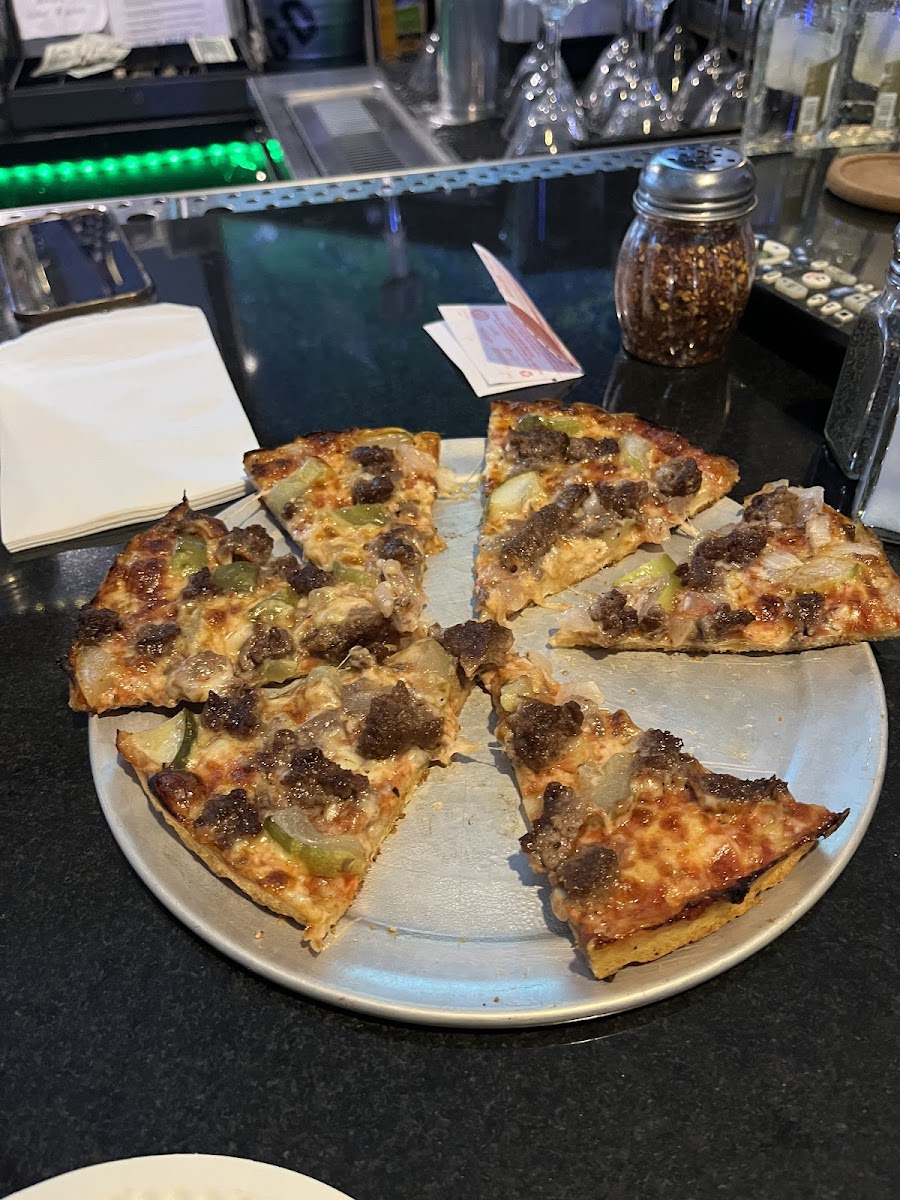 Lynch's Tavern - Photo 5