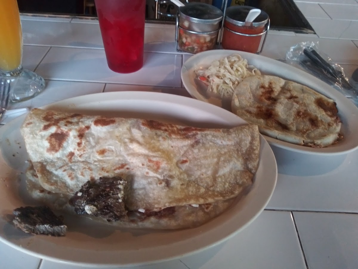 Mi Ranchito Bar - Karaoke - Food - Photo 4