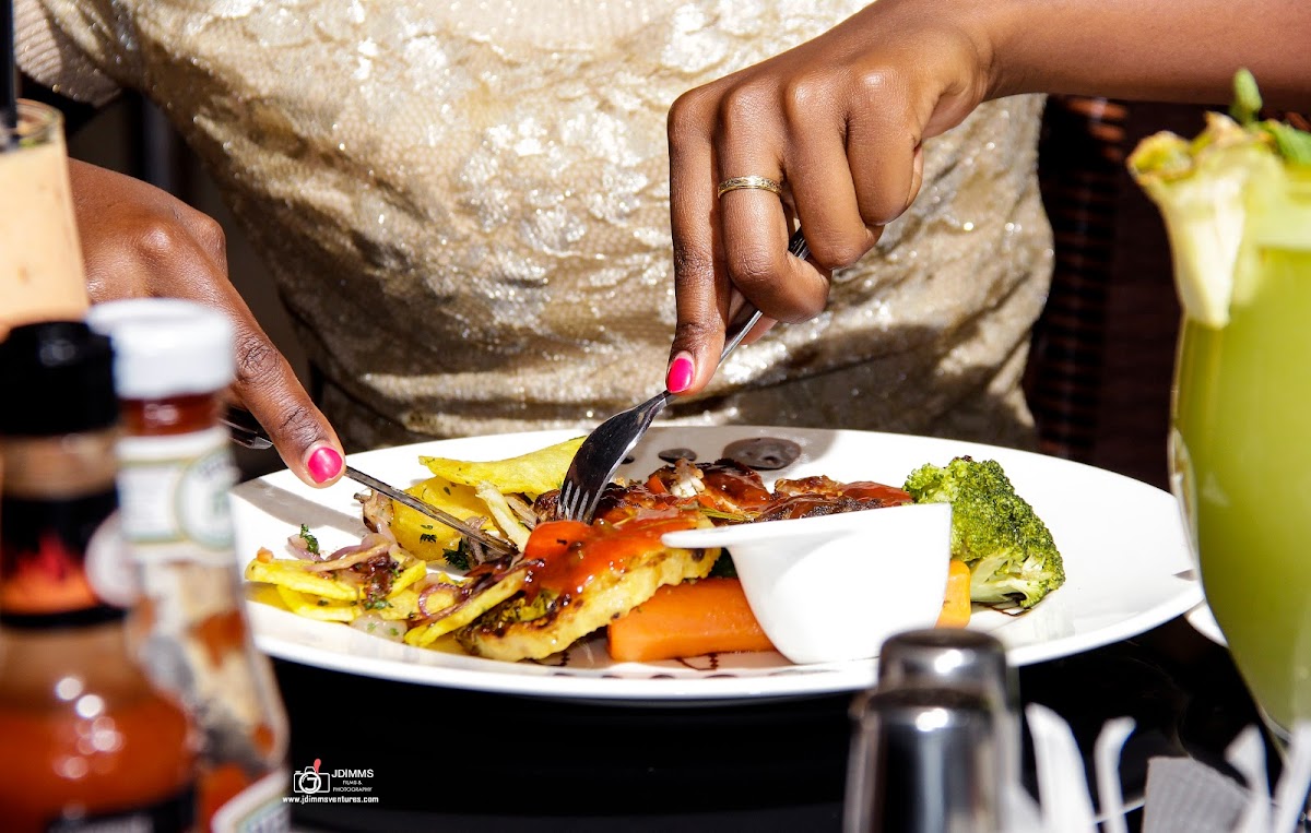 Juice Factory and Restaurant - Photo 1