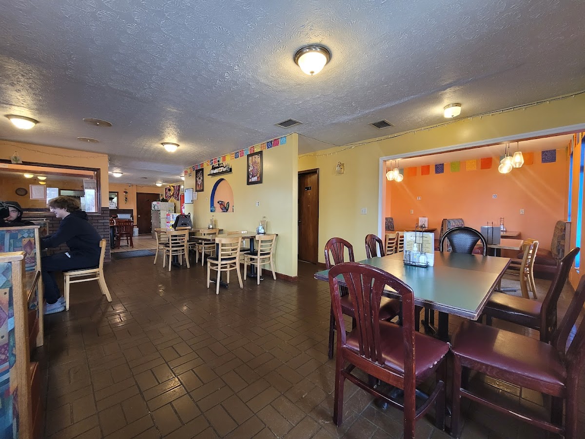 Si Senor Authentic Mexican Restaurant - Photo 5