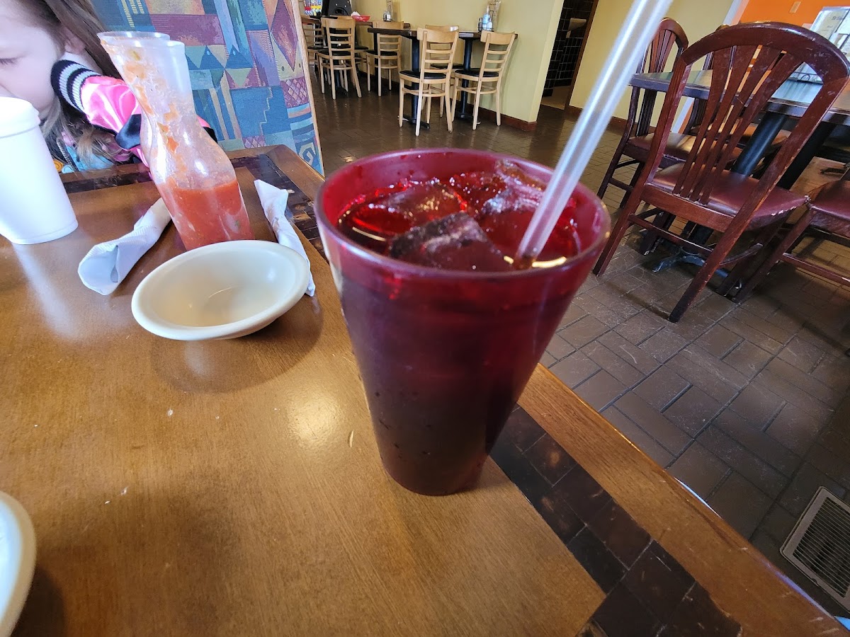 Si Senor Authentic Mexican Restaurant - Photo 7